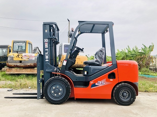 Xe nâng 3.5 tấn Heli