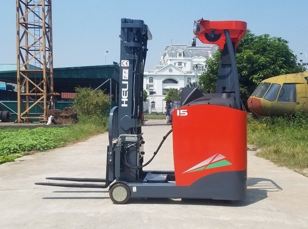 Xe nâng Reach truck Heli - 1.5 tấn