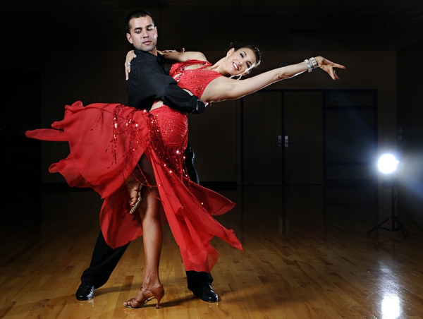Ý nghĩa các điệu nhảy Khiêu vũ cổ điển - MARU Fashion ( https://maru.vn › y-nghia-cac-dieu-n... ) 