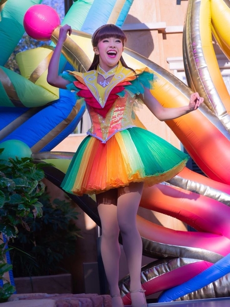 Trang phục cosplay kẹo ngọt lễ hội đa sắc màu