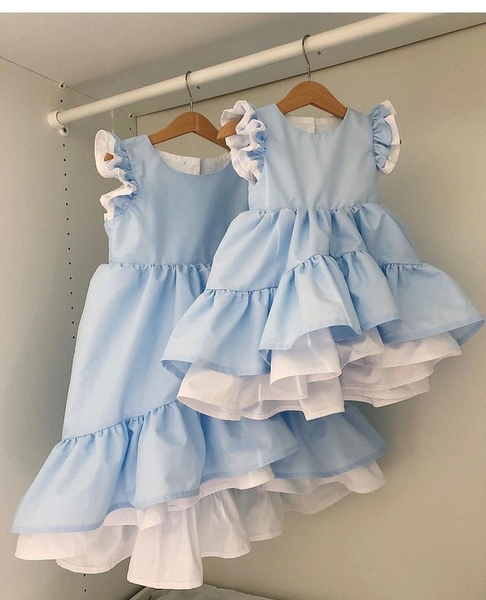 Váy thiết kế cho bé gái nhiều tầng màu xanh