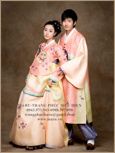 Hanbok hồng