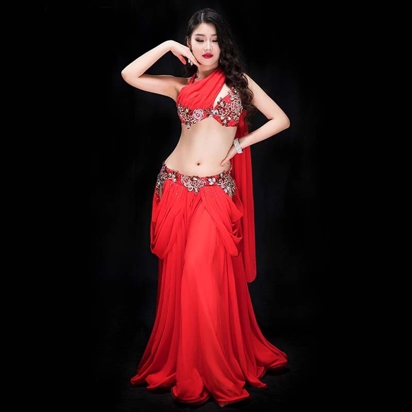 Trang phục bellydance màu đỏ