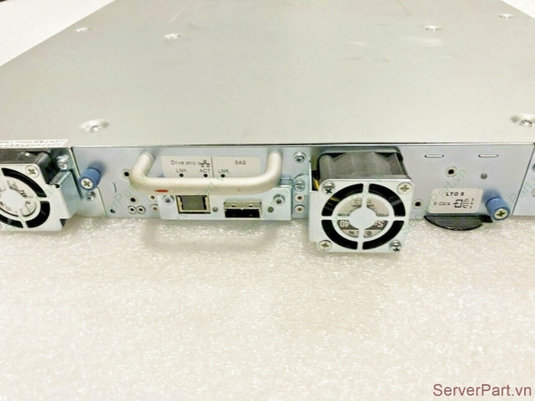 Bộ lưu trữ Tape Library HP HPE StoreEver 1/8 G2 LTO-5 3000 SAS Autoloa ...