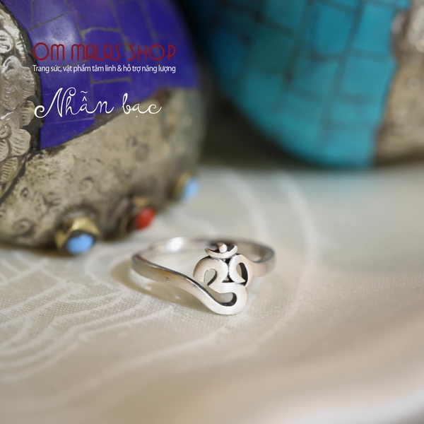 NHẪN BẠC CHỮ OM RESIZEABLE