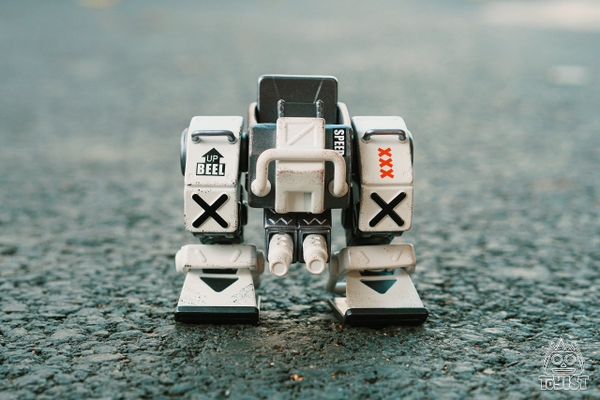Mr.Bone JR Vehicle - Rogue