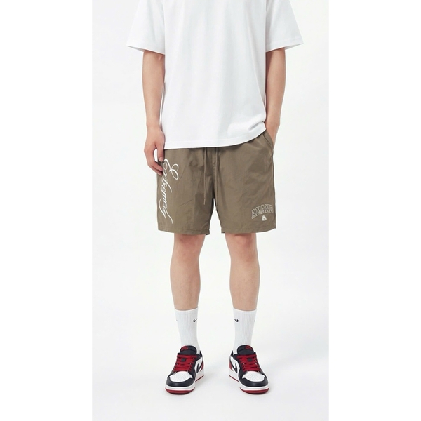 Extremely Singular Shorts - Nâu