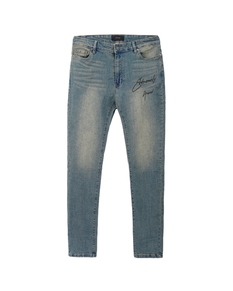 Signature Wash Jeans