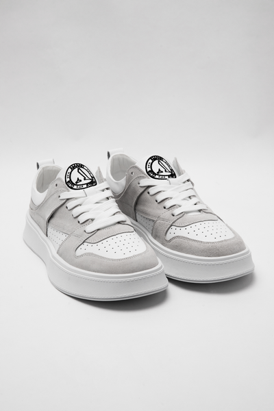 Amand Low Top Signature Logo Sneaker