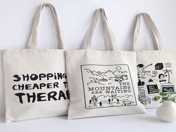 Shipping Tote Bags from Vietnam to Canada – Safe, Stylish & Simple with Indochina Post