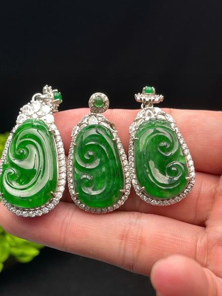NT1294A Mặt dây NHƯ Ý ngọc phỉ thuý  lục đế vương tự nhiên(Jadeite A)