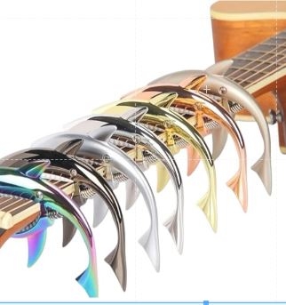 capo-guitar-ca-map-gc-02-hop-kim-kem-cao-cap-kep-chac-khong-re-day