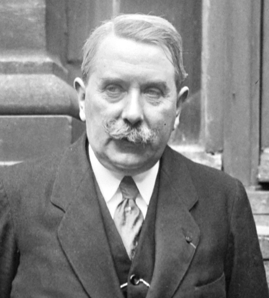 Léon Riotor