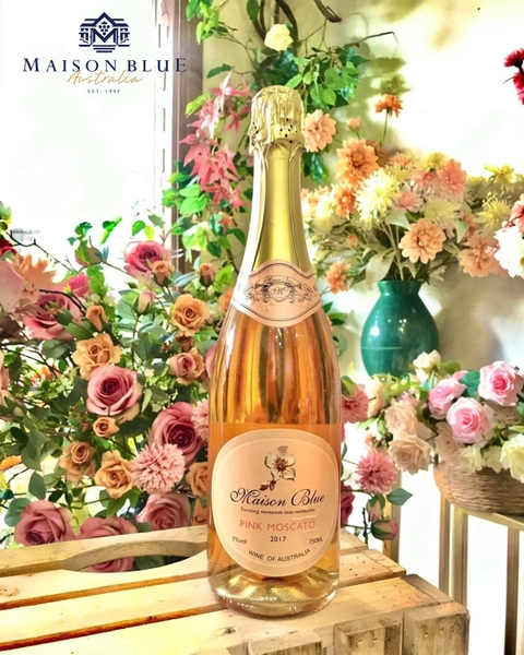 Bật mí mẹo làm đẹp cùng rượu vang