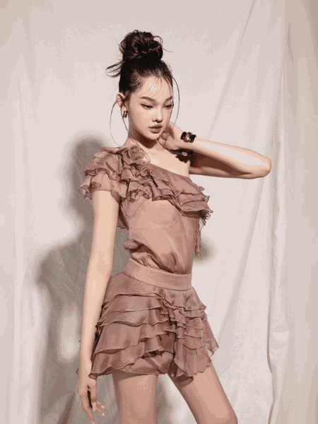 Layered skirt and top set