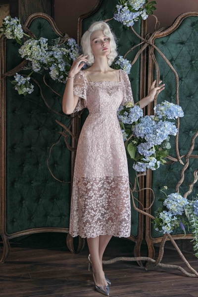 Váy ren lụa tay bồng
