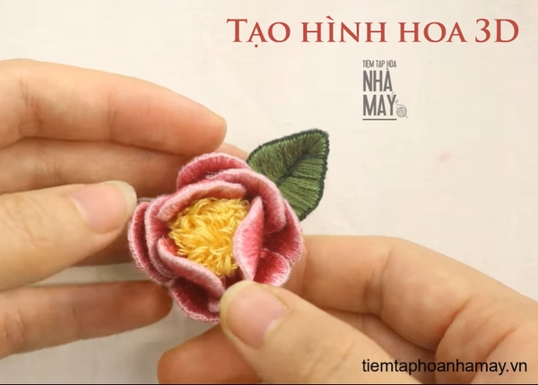 Tạo hình hoa 3D với vải voan kính