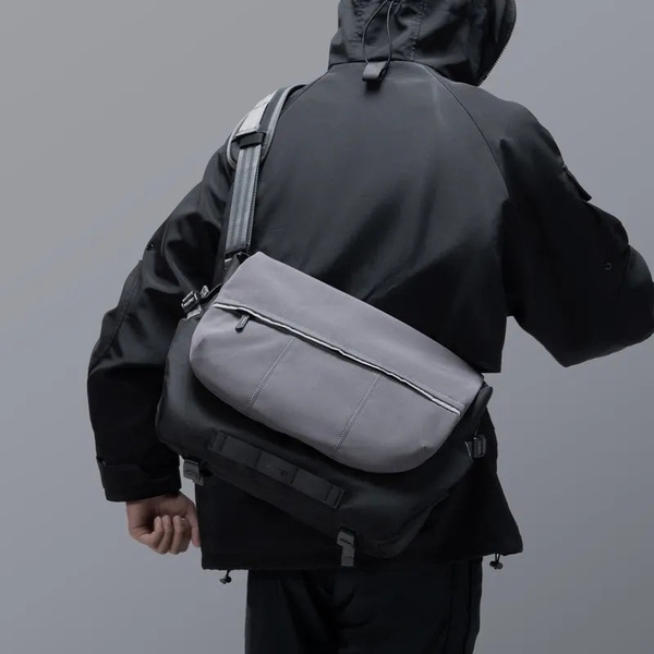 Ulanzi TE88 Túi đeo chéo đựng máy ảnh dung tích mở rộng 15L chính hãng
