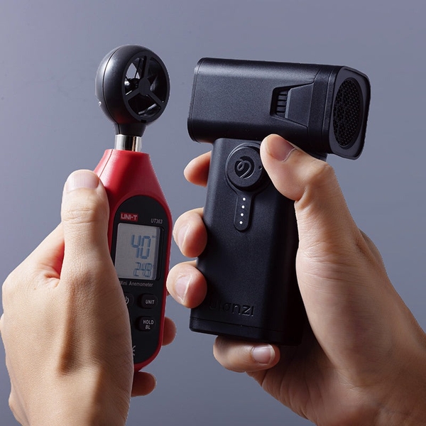 Ulanzi AD02 máy thổi khí nén cầm tay có tích hợp đèn pin chiếu sáng Công suất cao 170W, 130.000 vòng/phút