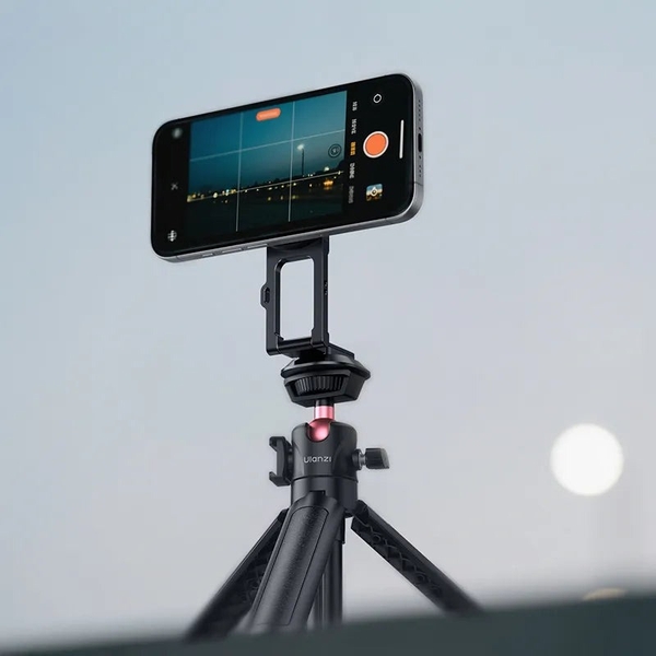 Ulanzi MA50 mount kẹp từ tính cho điện thoại tích hợp ngàm Uka Quick Release chính hãng