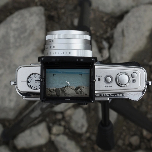 Ulanzi VF01 Kính ngắm ngang eo Waist-Level Viewfinder chính hãng