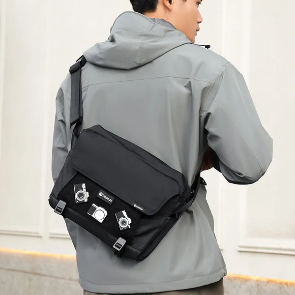 Túi đeo chéo Sling Bag Ulanzi BP11 dung tích 9L có giá đỡ chân máy ảnh chính hãng B158