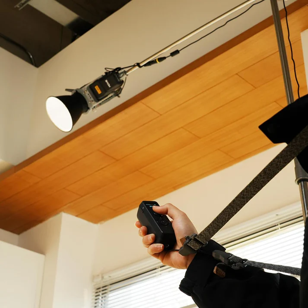 Falcam Move LightGo Adapter Light Gimbal điều hướng tích hợp điều khiển từ xa dành cho đèn Studio ngàm bowen