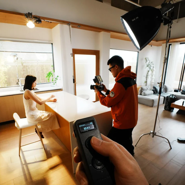 Falcam Move LightGo Adapter Light Gimbal điều hướng tích hợp điều khiển từ xa dành cho đèn Studio ngàm bowen