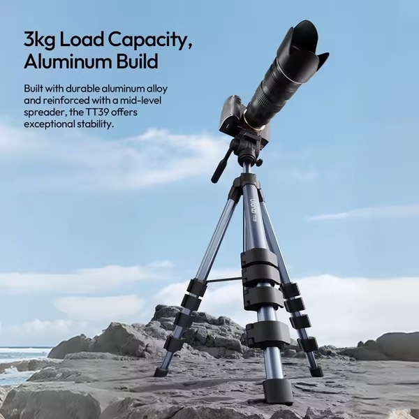 Ulanzi TT39 tripod siêu nhẹ tích hợp sẵn ngàm kẹp và túi đựng tải 3Kg Cao Max 155cm chính hãng
