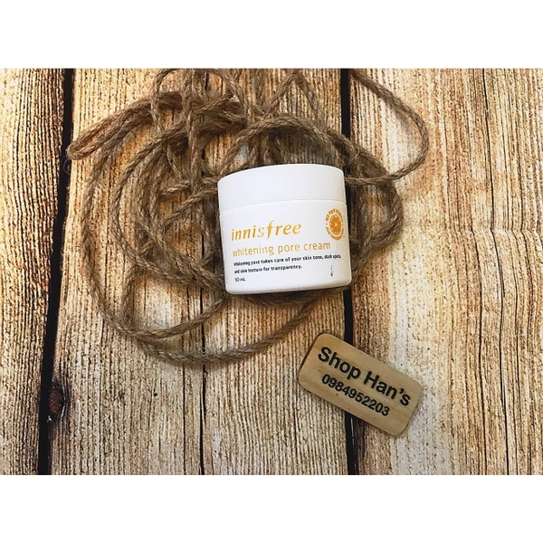 kem-duong-da-sang-da-innisfree-whitening-pore-cream