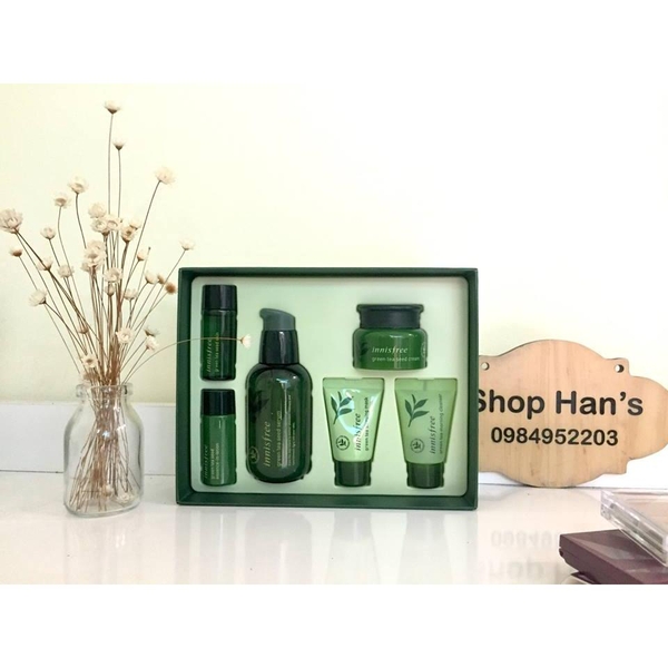 bo-duong-da-tra-xanh-green-tea-seed-serum-special-set