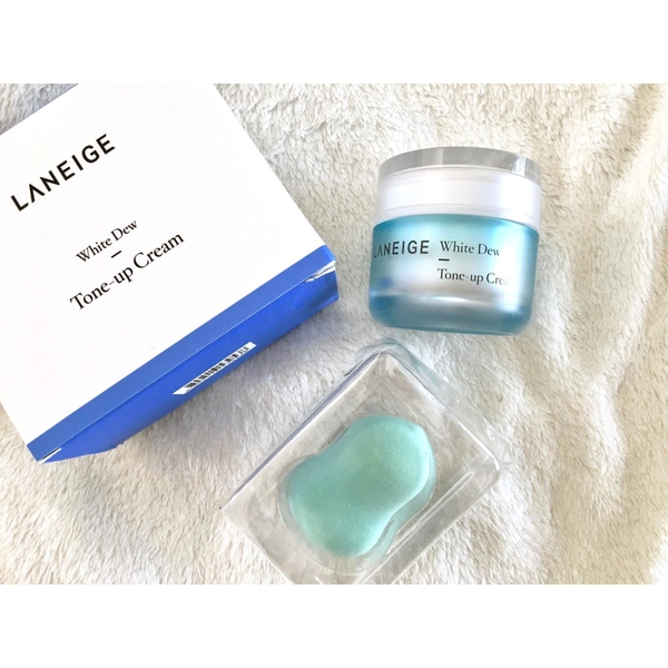 kem-duong-trang-da-laneige-white-dew-tone-up-cream