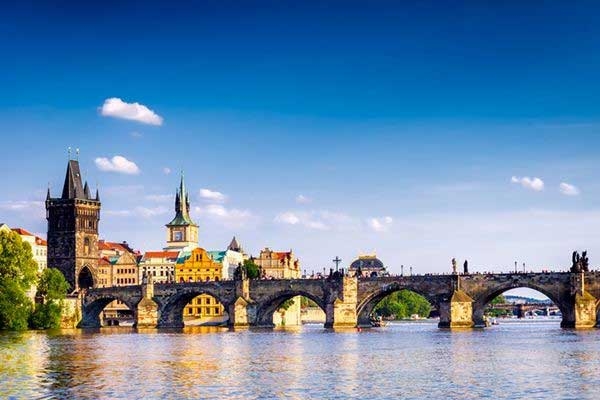 Tháp 'tàu đắm' 84,5 triệu USD tại Cộng hòa Czech có gì đặc biệt