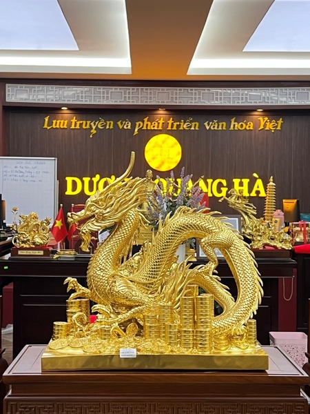 manh-long-tai-vuong-dat-vang-9999