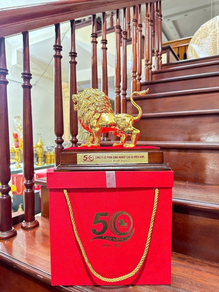 hoan-thien-700-su-tu-cho-cong-ty-co-phan-cong-nghiep-cao-su-mien-nam