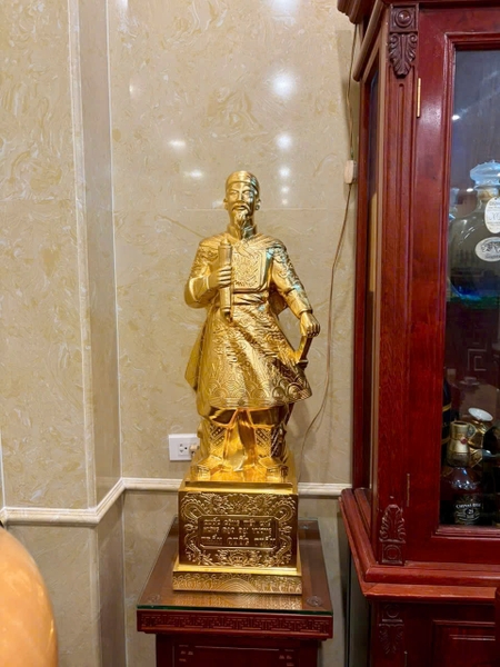 tuong-tran-hung-dao-90-dat-vang-cho-doanh-nhan