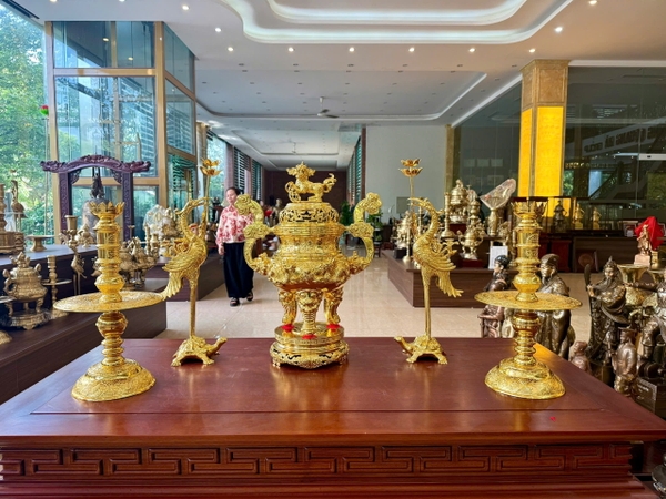 bo-dinh-dong-cao-60cm-ma-vang-24k