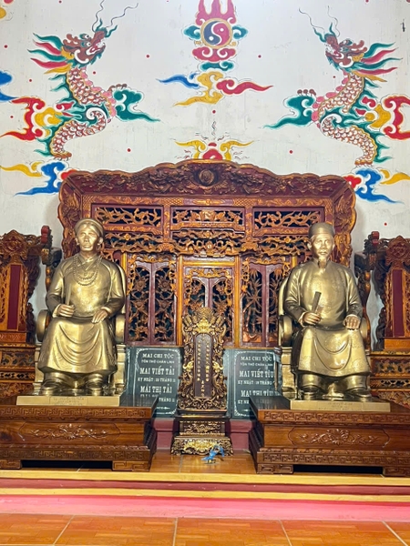 tuong-to-ong-to-ba-ngoi-ghe-cao-81cm