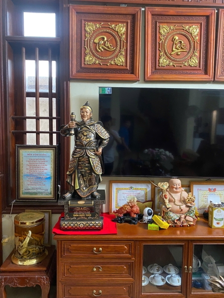 tran-hung-dao-1-07-kham-ngu-sac-cao-cap