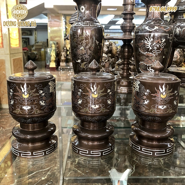 dai-tho-kham-ngu-sac