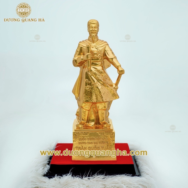 da-dang-mau-pho-tuong-tran-hung-dao-day-du-kich-co