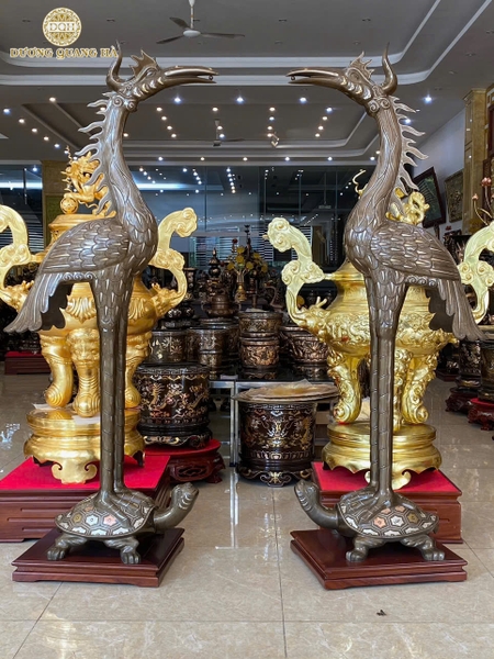 hac-ngam-ngoc-kham-tam-khi-cao-1m92