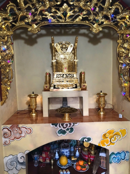 ngai-81-duc-kem-mu-hai-dat-vang-cho-quy-khach-hang