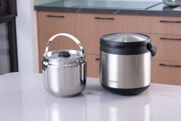 Nồi ủ chân không Kaiyo màu Inox, dung tích 4,5 lít
