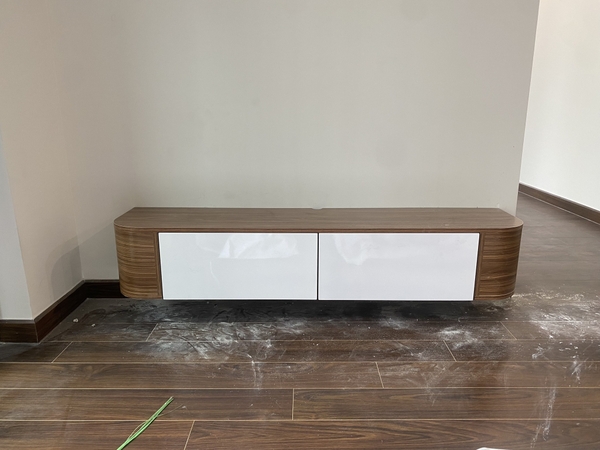 Kệ tivi treo tường bo góc hiện đại 140-150cm -TV2990