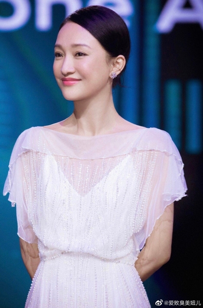 Châu Tấn – Nàng Hoa đán sở hữu vẻ đẹp không tuổi