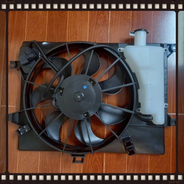 Quạt gió két nước xe HYUNDAI Avante 2011-2013 Mã 253803X000