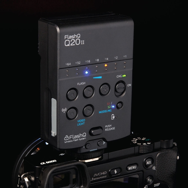 Flash LightPix Labs FlashQ Q20II