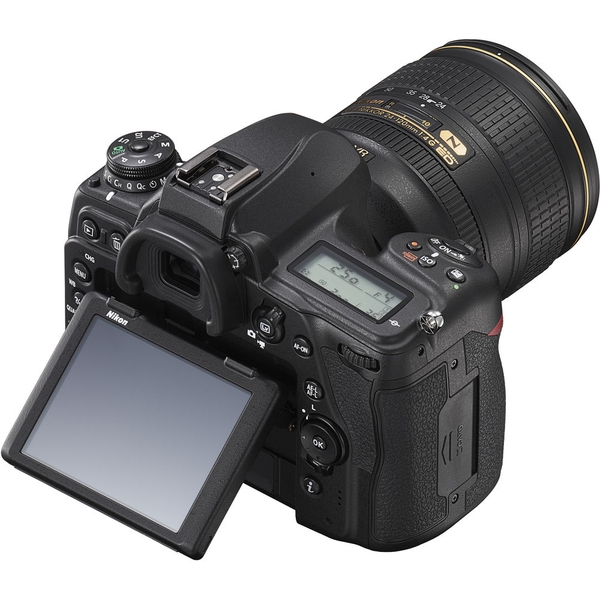 Nikon D780 + 24-120mm f/4G ED VR - Chính hãng VIC