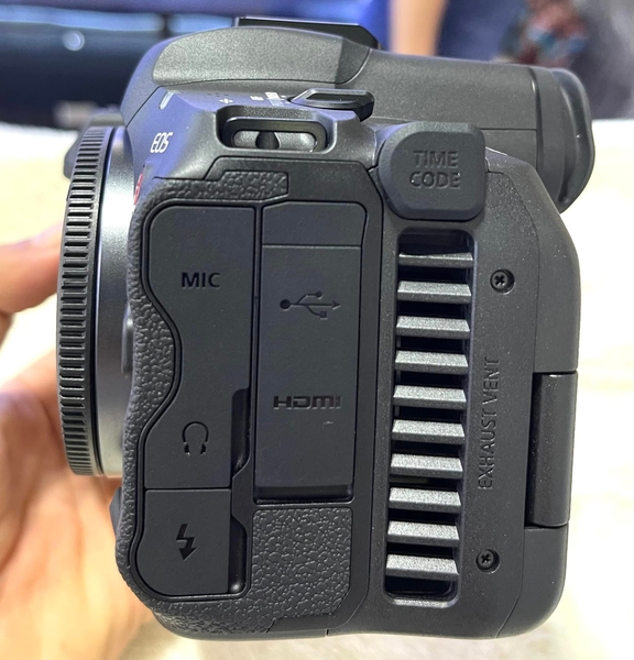 Canon EOS R5 C / R5C - Mới 99%